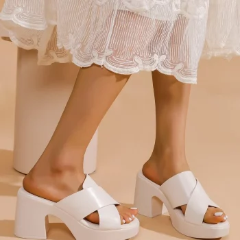 Czółenka AI26 - White